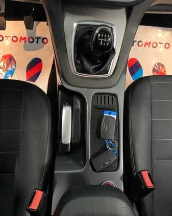 Ford Kuga cena 38900 przebieg: 215000, rok produkcji 2011 z Przeworsk małe 137